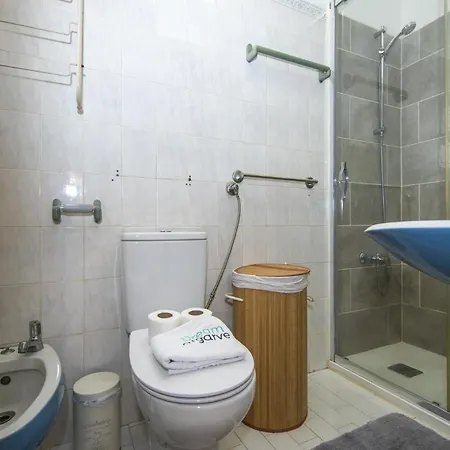 B103 - Castle Way Townhouse Holiday home